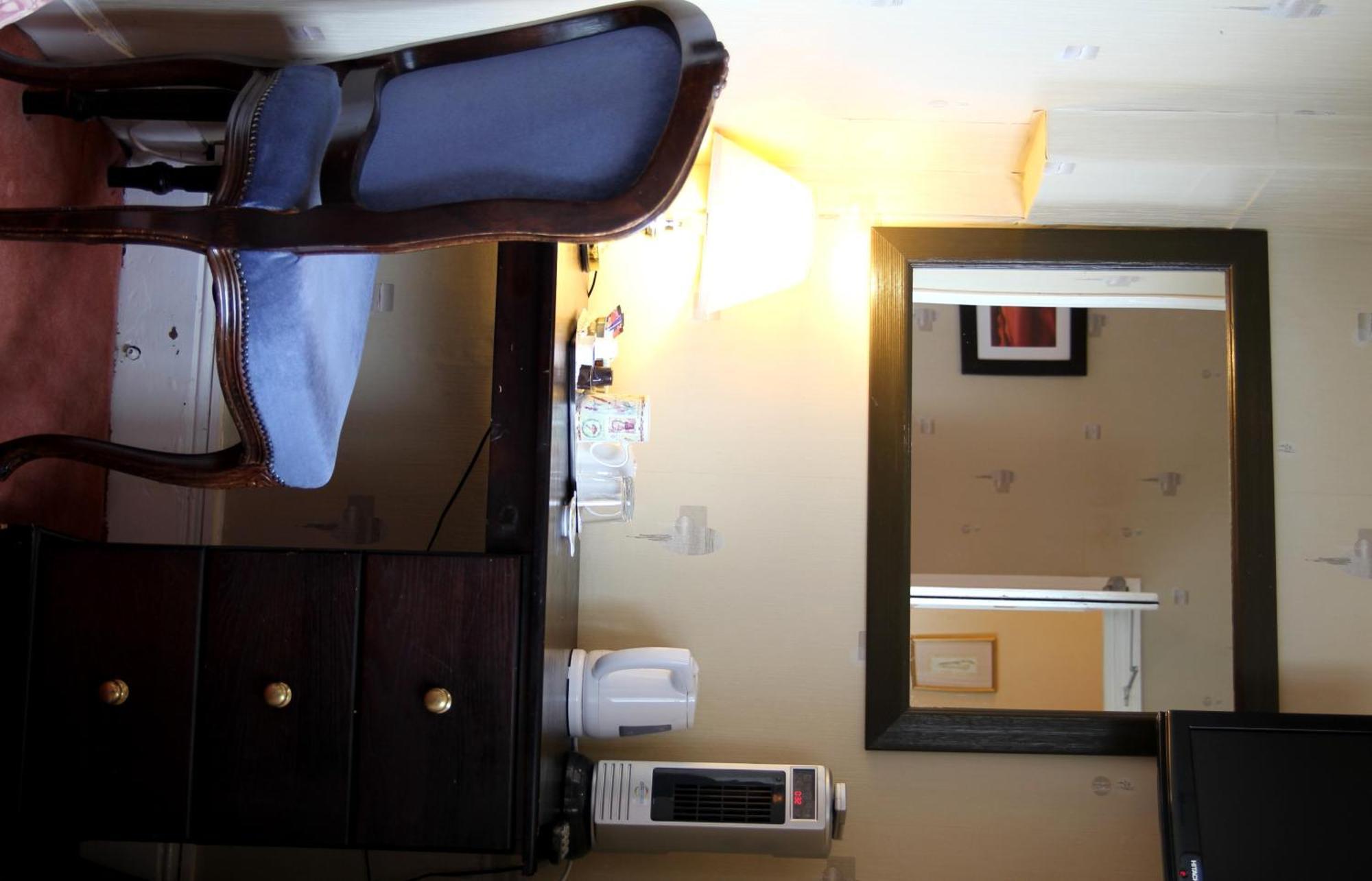 Moonraker House Hotel สแตรทฟอร์ด อะพอน เอวอน ภายนอก รูปภาพ